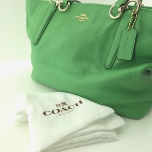 Coach Ellis Leather Tote Top-Zip Soft Pebbled Leather Dust Bag Great Condition